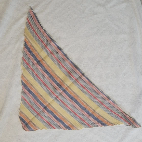 Vintage Scalloped Boho Scarf Handkerchief - Picture 6 of 7